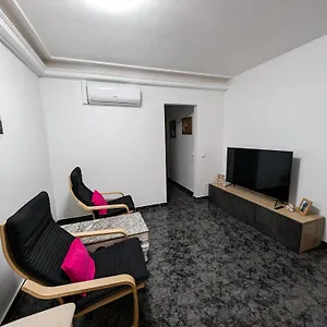 https://economicmalagarooms.1costadelsol.com